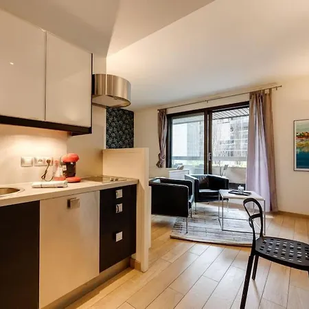 Studio Moderne, 10min A Pied Gare D'annecy آنسي